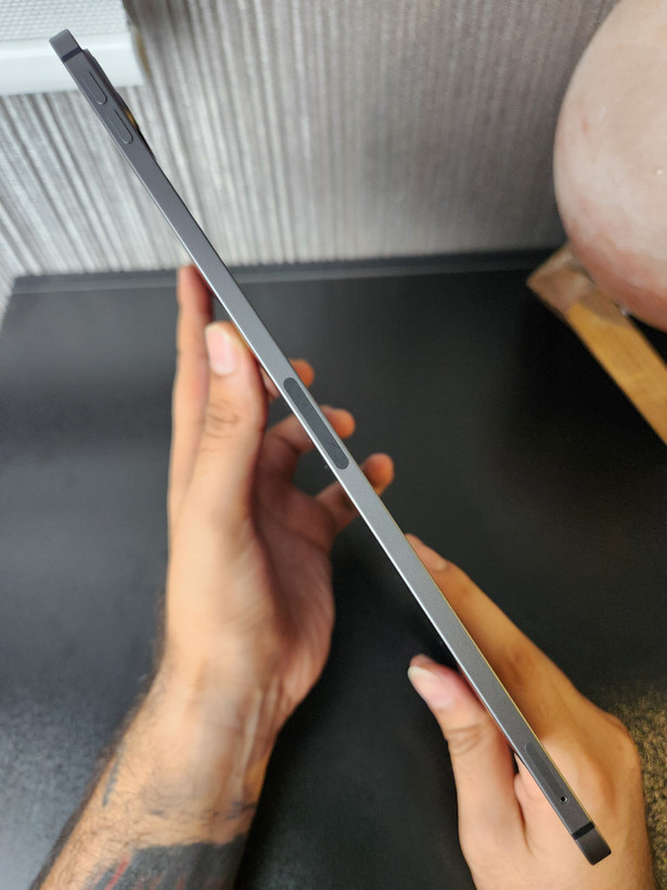 تبلت اپل مدل ipad pro 2021 کارکرده ظرفیت 512 گیگابایت